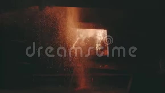 厂房锅炉房封闭烧毁视频的预览图