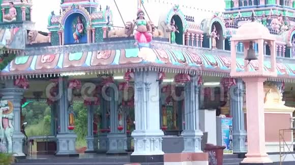 放大传统印度教寺庙外射在马来西亚视频的预览图