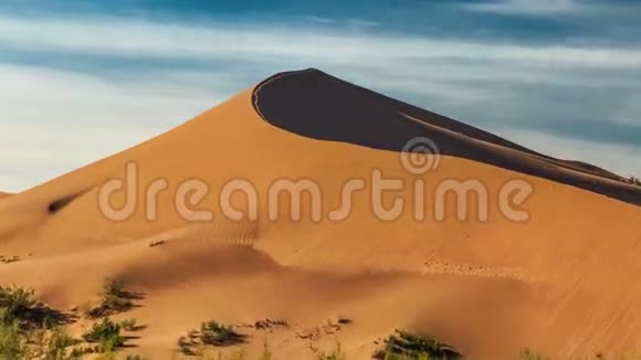 哈萨克斯坦阿尔廷埃梅尔沙漠沙丘山顶4时间推移2016年9月哈萨克斯坦阿拉木图和阿斯塔纳视频的预览图