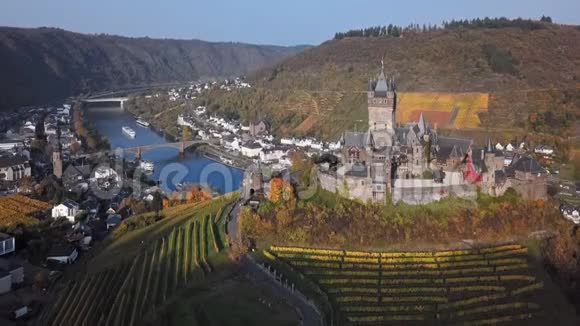 飞越德国科化城堡视频的预览图
