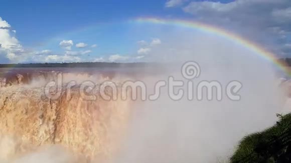 伊瓜苏瀑布与彩虹阿根廷视频的预览图