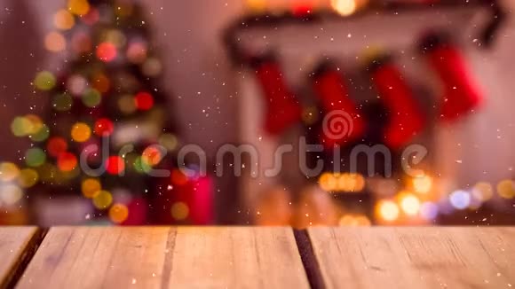 为圣诞节装饰的客厅背景模糊加上降雪视频的预览图