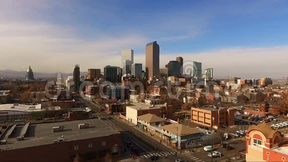 丹佛东部科罗拉多州首府市中心天际线视频的预览图