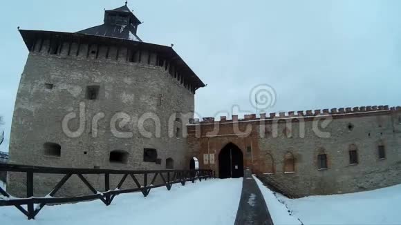 梅日比日城堡Khmelnytskyi乌克兰冬季视频的预览图