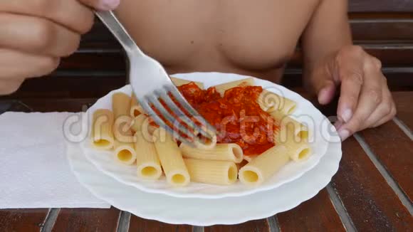 暑假意大利饮食视频的预览图