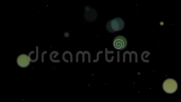 一大群绿色圆形元素出现在黑色背景高清1080上视频的预览图