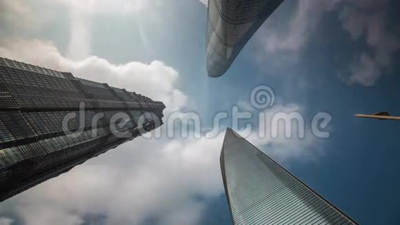 上海白天市区屋顶顶楼天空全景4k中国视频的预览图