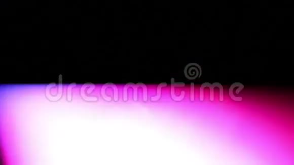 快速闪烁紫色LED发光灯视频的预览图