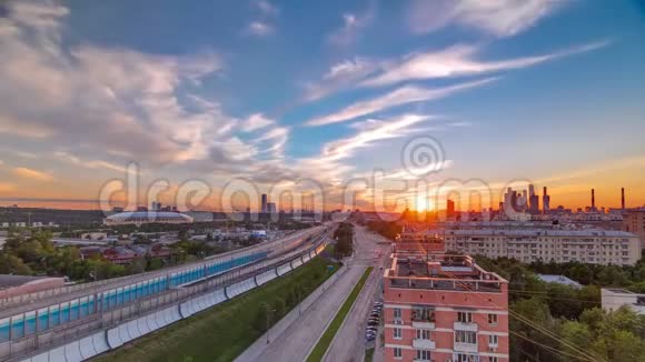 三环路日落时分从屋顶俯瞰空中景色莫斯科俄罗斯视频的预览图