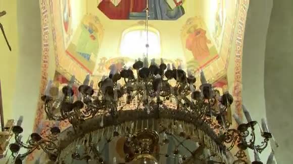 教堂的彩绘穹顶视频的预览图