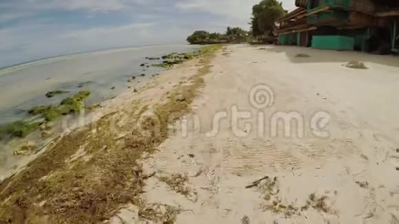 菲律宾海岸附近与海博霍尔岛菲律宾空中观景视频的预览图