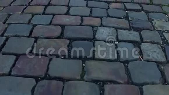 古代城市人行道特写4K稳态视频视频的预览图