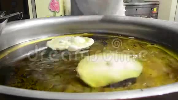烹饪传统馅饼或南瓜录像视频的预览图