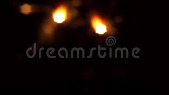 燃烧的火花视频的预览图