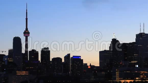 多伦多的4K超高清时间在港口的黄昏时分视频的预览图