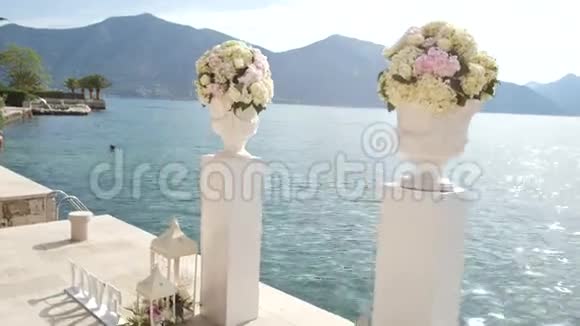 科莫湖畔的婚礼视频的预览图