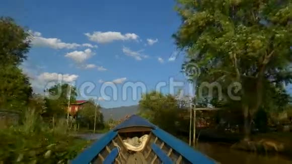 在缅甸因乐湖的浮水村划船视频的预览图