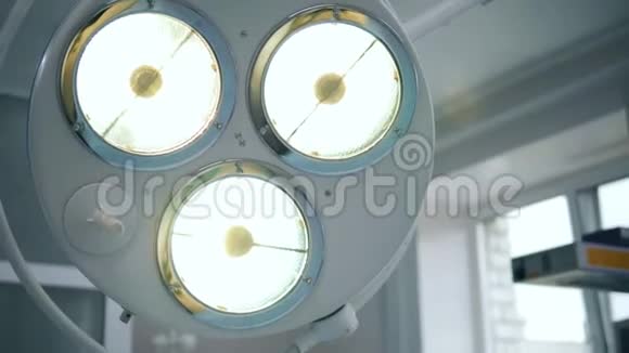 手术室的医疗灯视频的预览图