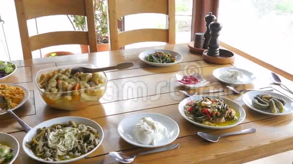 土耳其菜的开胃菜视频的预览图