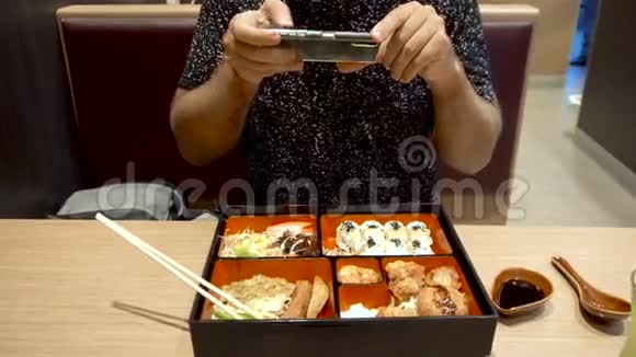 拍摄日本本托食品视频的预览图