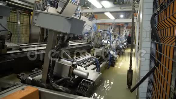 加热散热器漏水的水测工厂质量控制视频的预览图