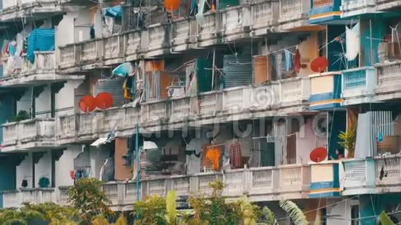 泰国芭堤雅2017年12月16日穷人和穷人居住的城市的非常的地区又脏又不好视频的预览图