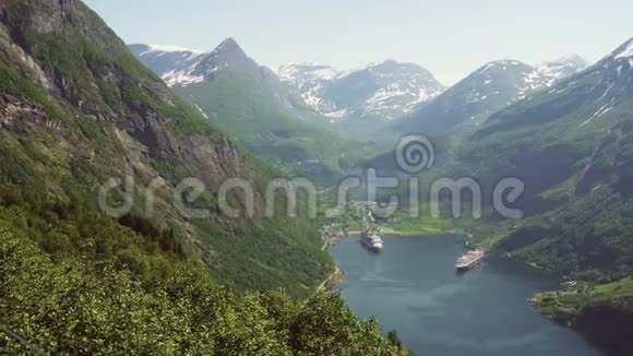 挪威吉朗格峡湾地区夏季空中观景视频的预览图