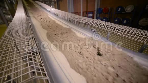 输送机用于破碎石料土壤分离视频的预览图