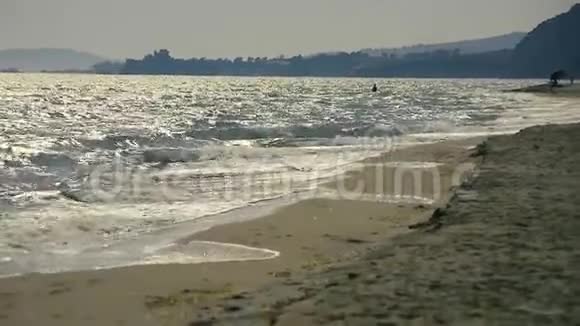 西西里海滩视频的预览图