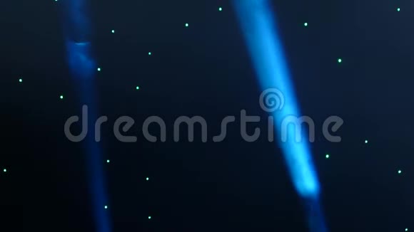 迪斯科舞厅的聚光灯音乐会舞台的结构美丽多彩的舞台灯光视频的预览图
