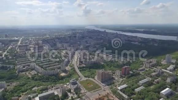 300米高的Perm城市景观视频的预览图