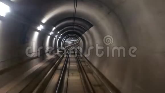地铁隧道速度视频的预览图