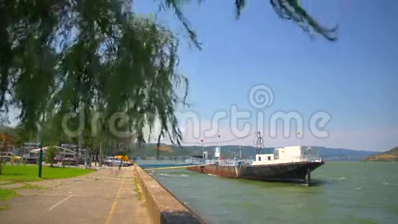 船在多瑙河视频的预览图