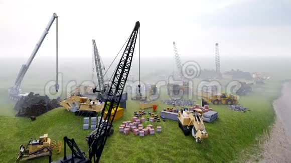 工业景观用吊车和拖拉机施工现场在一个大雾的夏日建设的理念视频的预览图