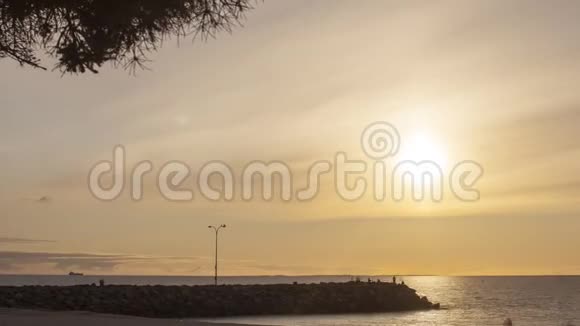 科特斯洛伊海滩珀斯西澳大利亚日落时间推移视频的预览图
