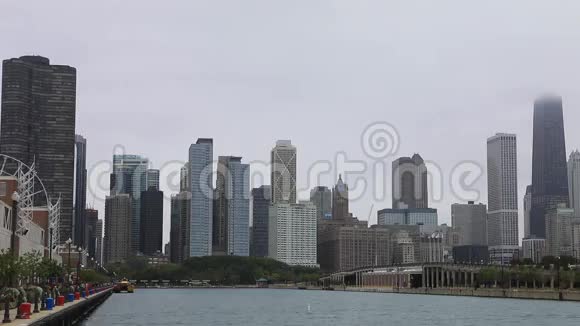从海军码头开始的一天芝加哥的天际线视频的预览图