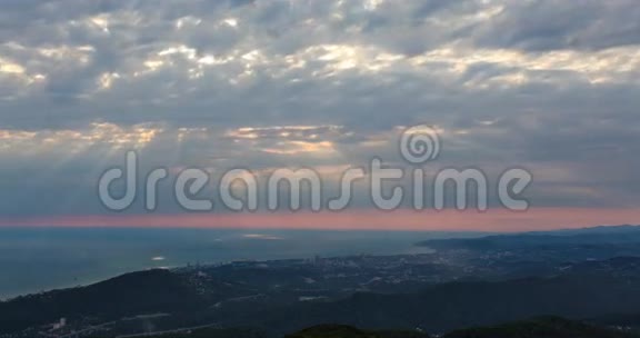 黑海和索契的日落景观视频的预览图