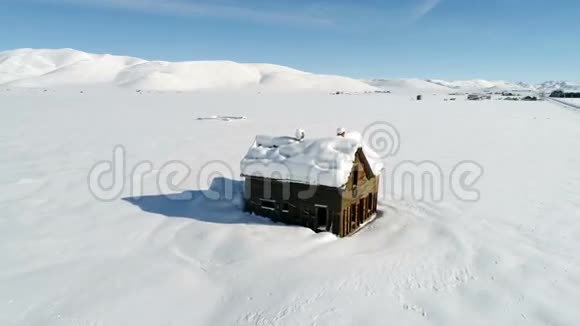 在爱达荷州冬天放弃房子视频的预览图