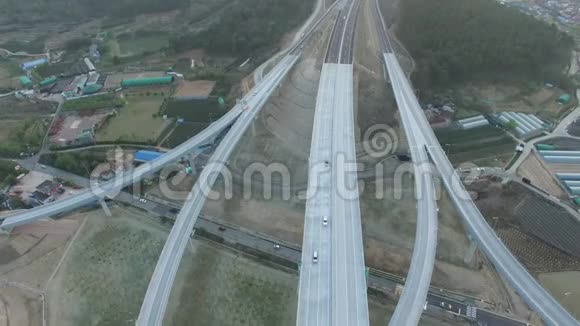 韩国金海公路公路交通视频的预览图