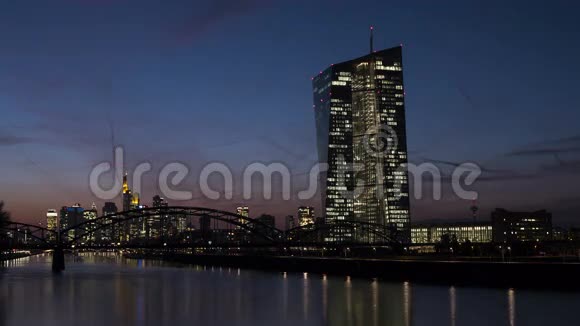 EZB欧洲中央银行法兰克福和美因河时间流逝视频的预览图