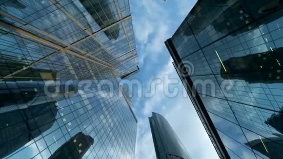 摩天大楼底景桶卷视频的预览图