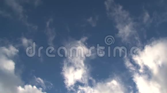 云在内陆移动澳大利亚视频的预览图