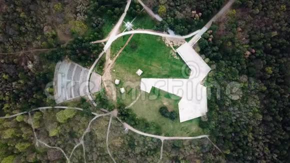 塞尔维亚尼的布班吉纪念碑和公园视频的预览图