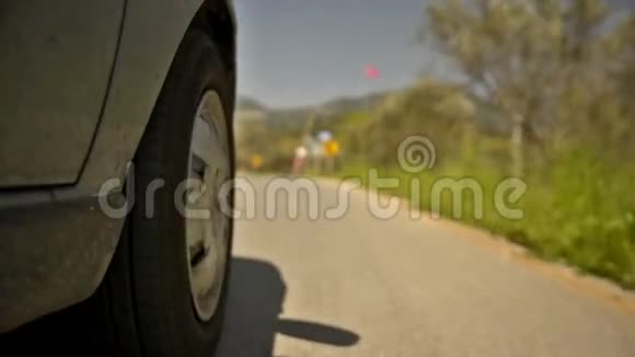 汽车轮胎视频的预览图