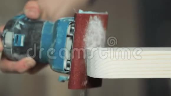 磨木打磨机视频的预览图