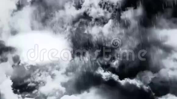 飞越风暴云视频的预览图