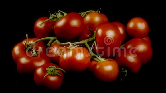 番茄红熟市场采摘视频的预览图