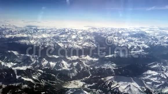 瑞士阿尔卑斯山全景视频的预览图
