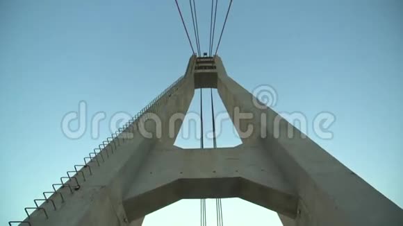 缆车停留桥祝号和蓝天视频的预览图
