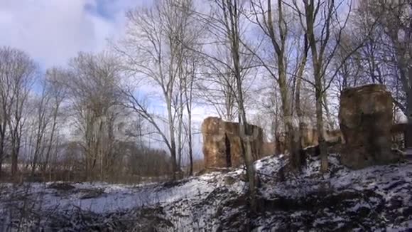 冬季旧历史庄园遗址全景视频的预览图